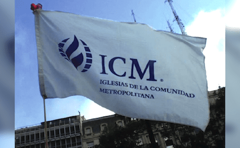 A flag with the word icm on it.